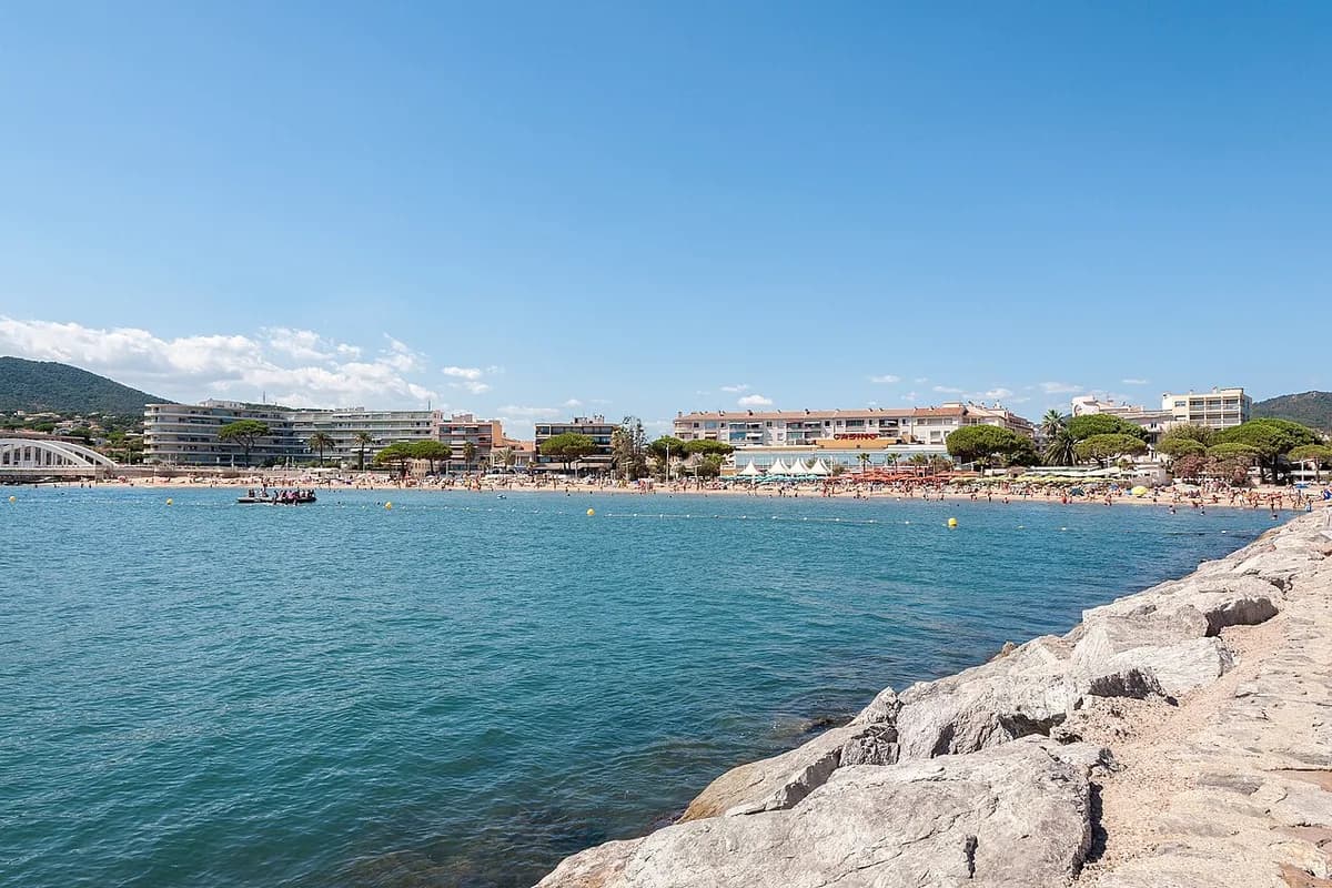 Sainte-Maxime : promenade, plage et découverte du golfe
