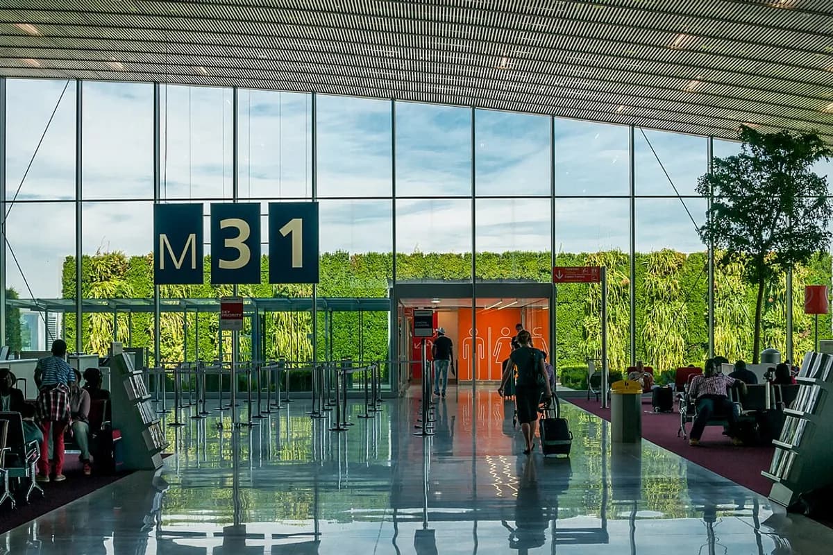 CDG–Orly avec chauffeur : préparer un changement d’aéroport