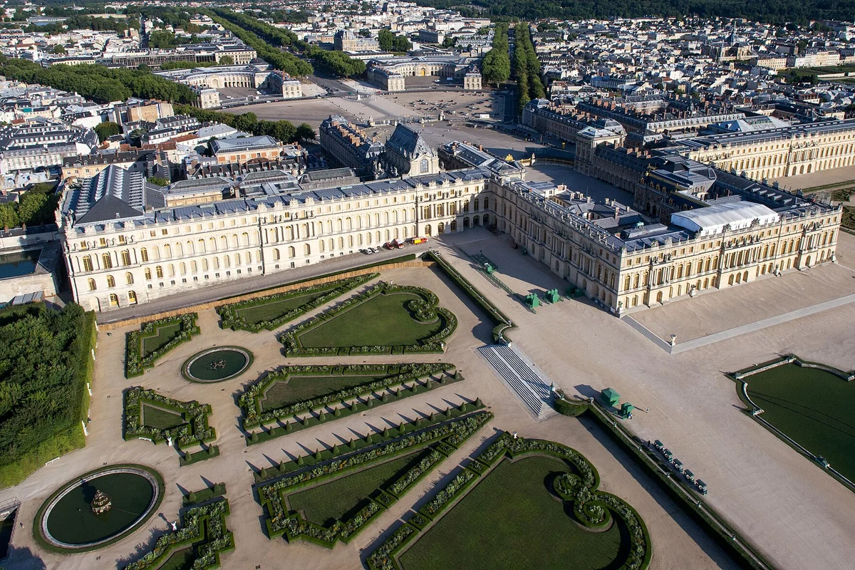 Versailles